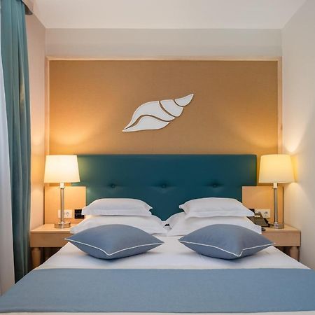 Aparthotel Flora Tučepi Eksteriør billede
