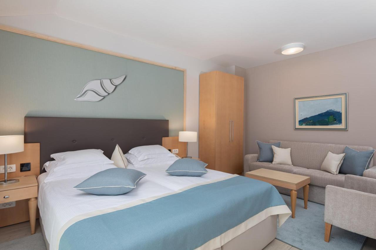 Aparthotel Flora Tučepi Eksteriør billede