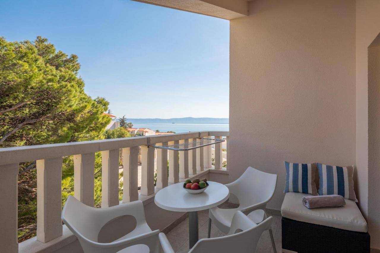 Aparthotel Flora Tučepi Eksteriør billede
