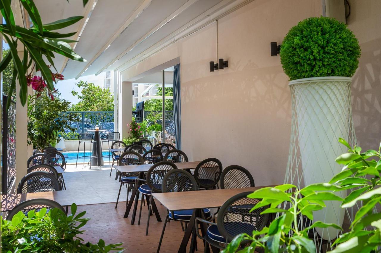 Aparthotel Flora Tučepi Eksteriør billede